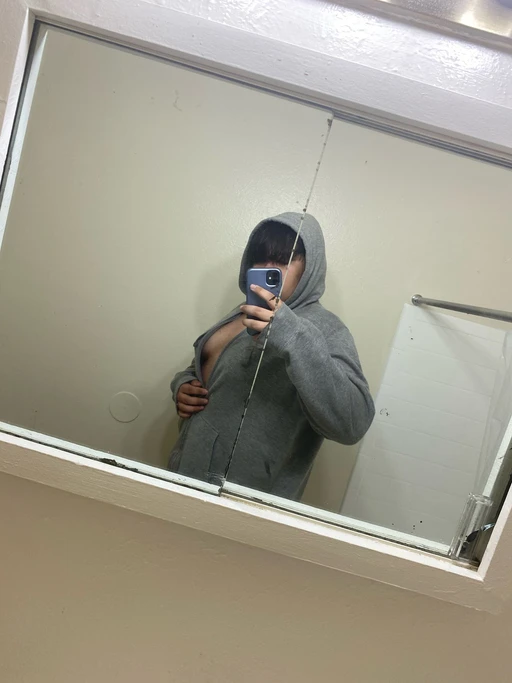 Kinda bored any az members hmu