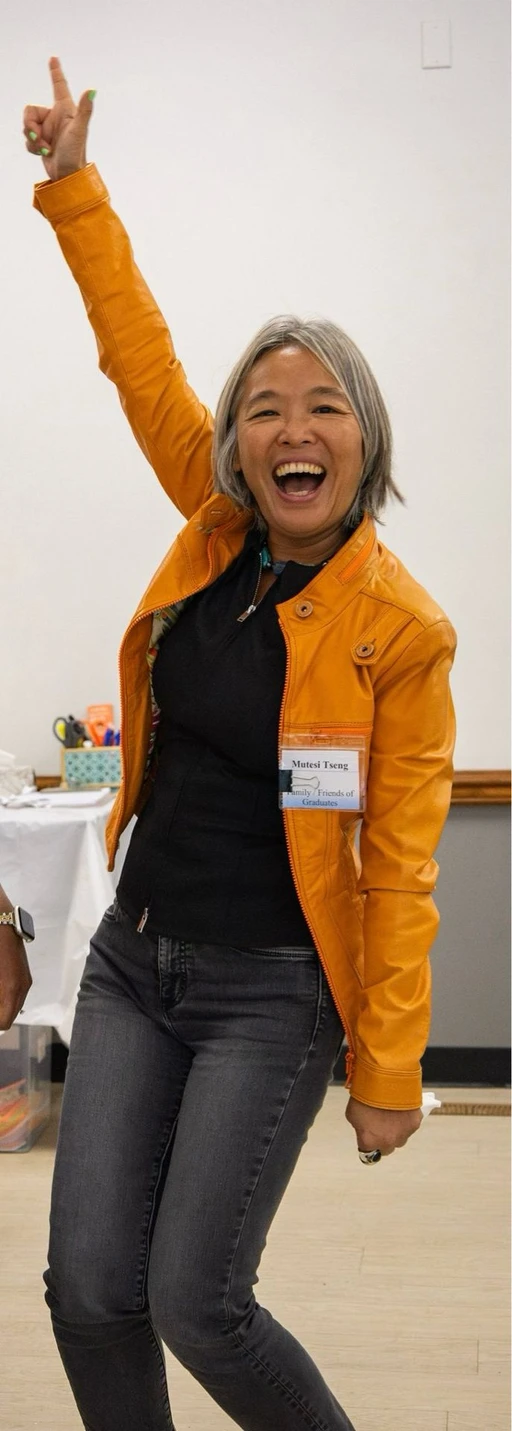 I look good in orange