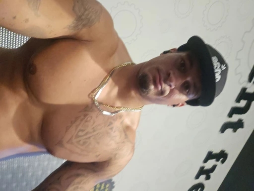 played some basketball!!! is anyone here real and from Reno?!