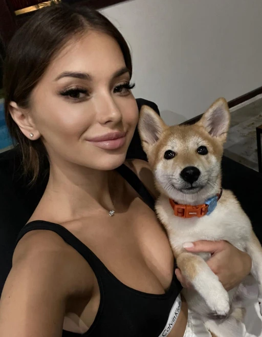 Honestly? I just need someone with good vibes and better intentions. Bonus points if you can make me blush