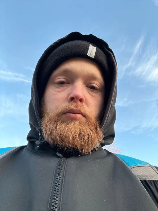 Way too cold this morning. Could use someone else’s body heat 🔥