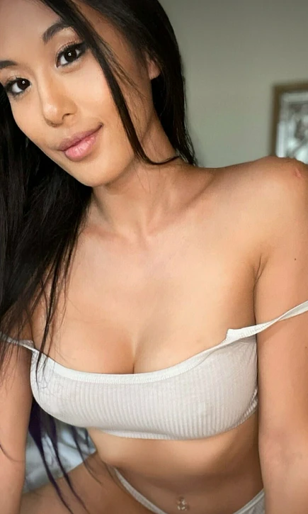 I don't promise to be polite. I promise to be interesting. Do you think you can handle it?