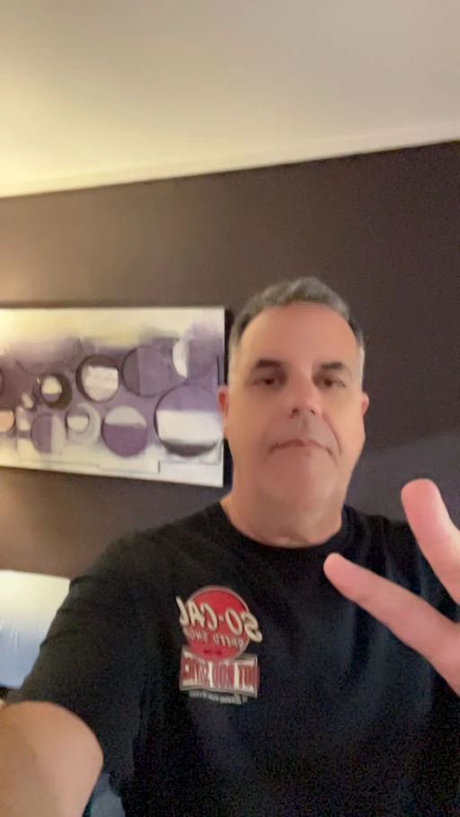 Hello everyone. I’m local to Brisbane inner north. Seeking friendship and companionship. Hope everyone is having a fantastic day and staying cool 😎