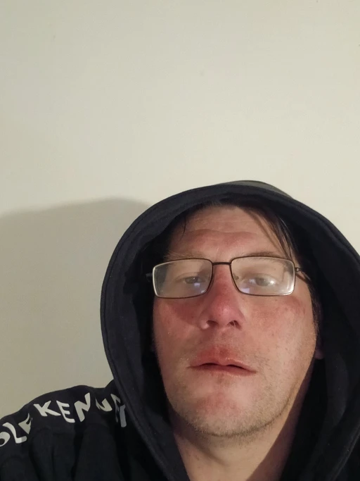 Ladies would you date a man who was on Disability but managed to pay his own bills, and knows how to share with you and his friends respectfully