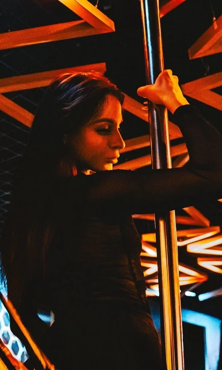 I think I'm starting to do something dangerously attractive... do you want me to continue?ππ