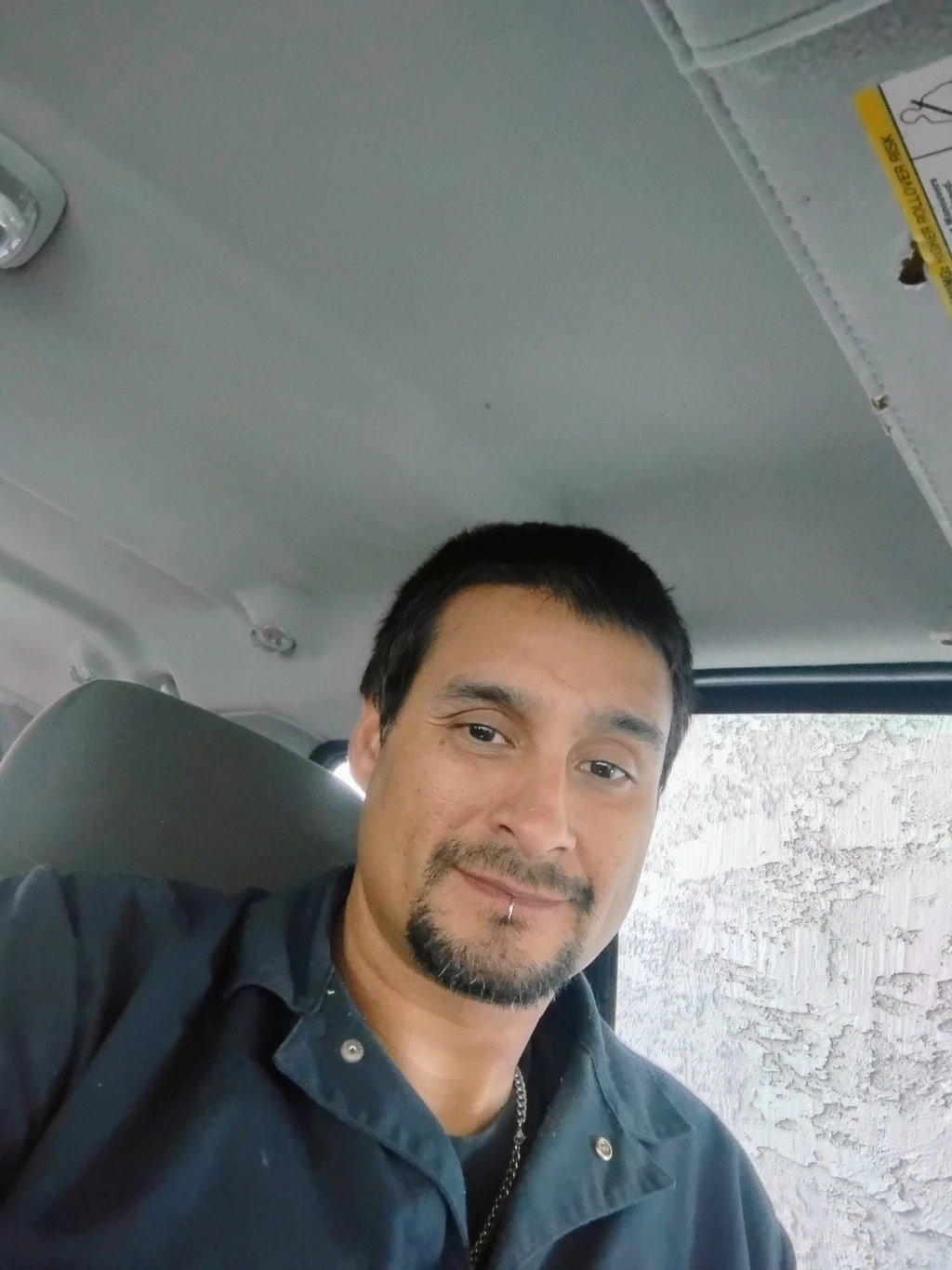 Robert Godinez (Bobby Dean)