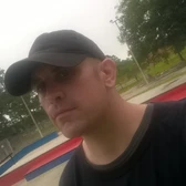 ‫אהרון עוֹרְבָנִי (‪Aharon Jay‬‏)‬‎