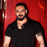 Qais